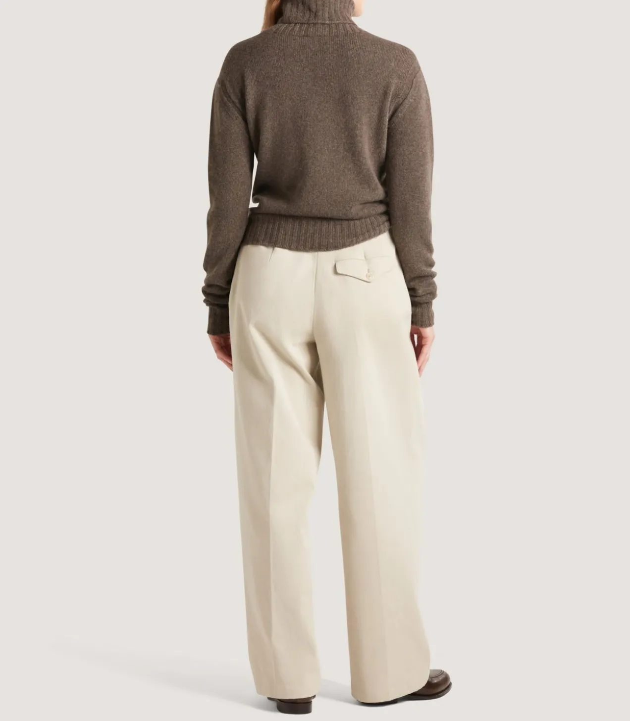 Women'S Cashmere Turtleneck Sweater With Chest Pocket