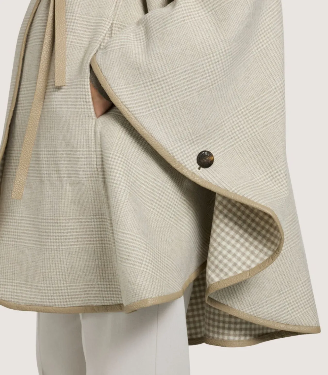 Women'S Connaught Cape In Stone