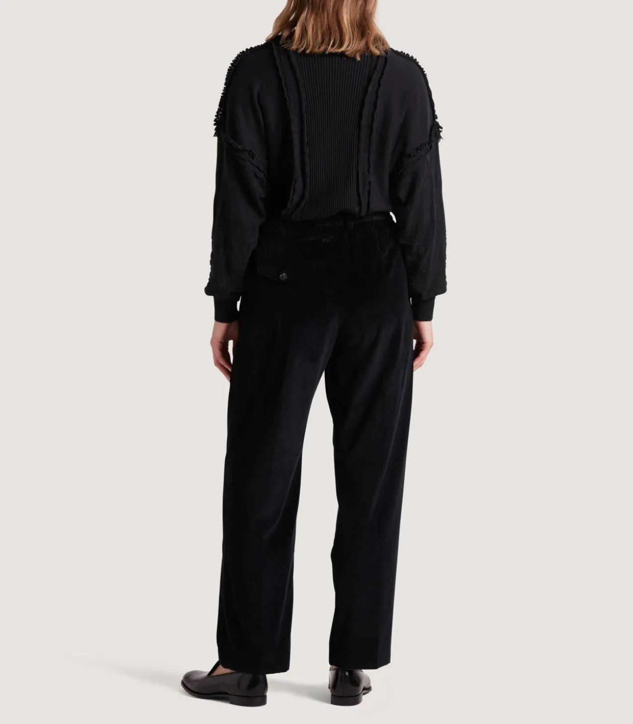 Women'S Triple Pleat Trouser In Black